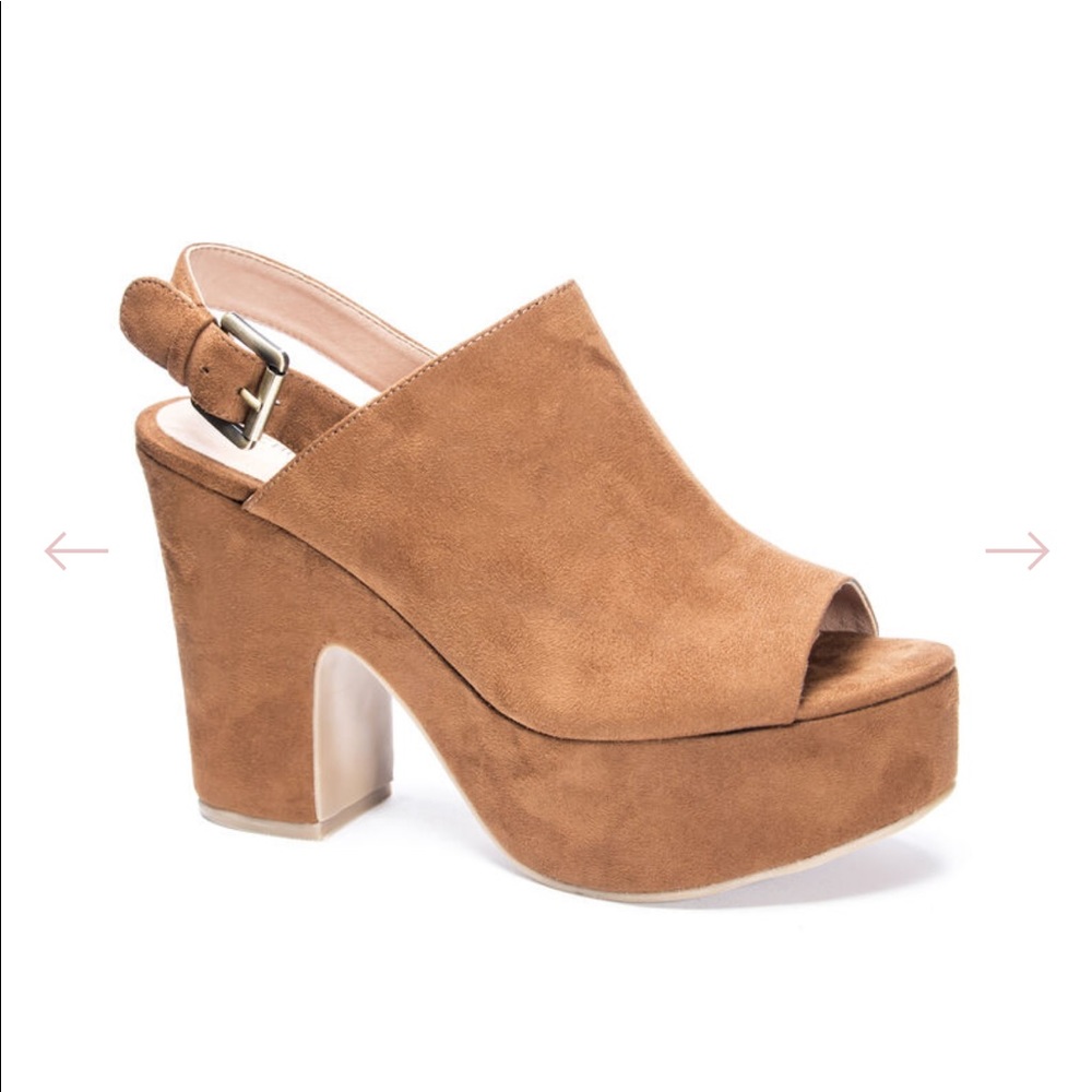 Chinese laundry Bella platform sandal